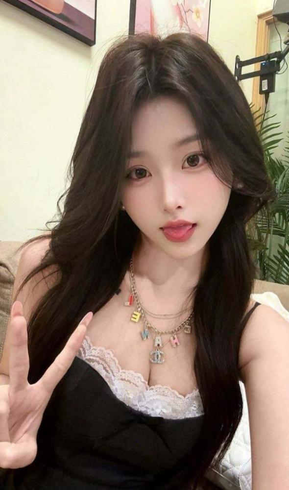 第一次去大奶辣妹分享出来好逼一起日按摩