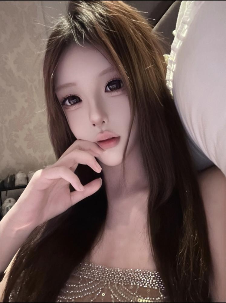 体验兄弟们这个小骚妹太正点了丝足