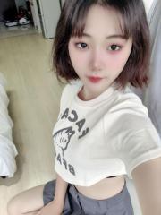 水嫩逼紧学生妹会潮喷