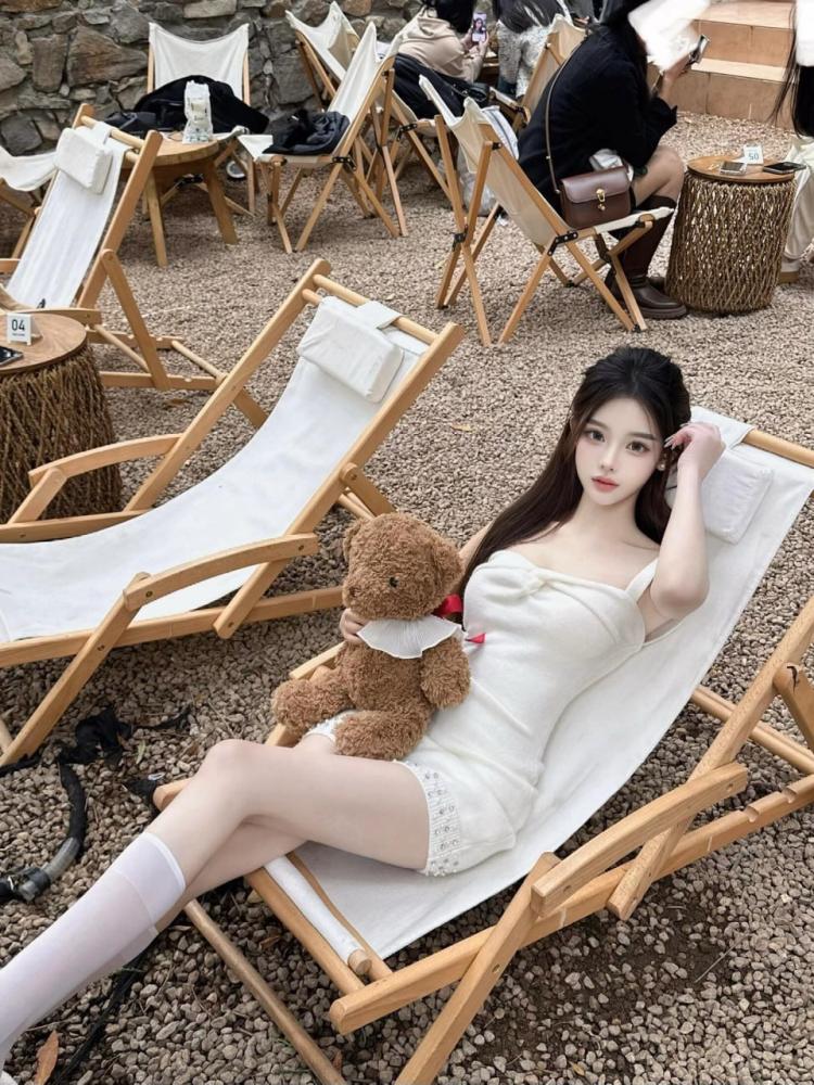 [江苏-无锡]学生妹 少妇 兼职 等等骚逼妹妹大胸技术好 自带公寓