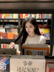 [上海-静安区]同城粉嫩骚货，有公寓可事后付款