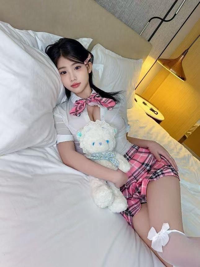 推荐骚学妹，（可事后付款）带公寓可内射，全天营业站街女