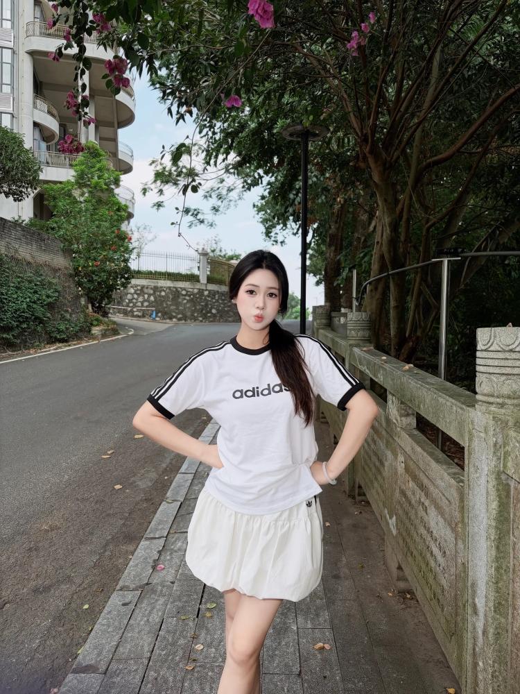 双井大胸性感御姐