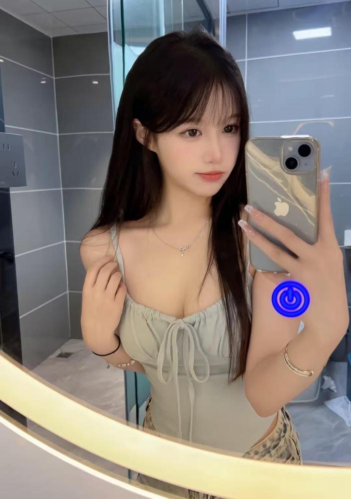 服务很满意的嫩妹