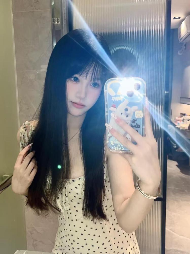 服务很满意的嫩妹