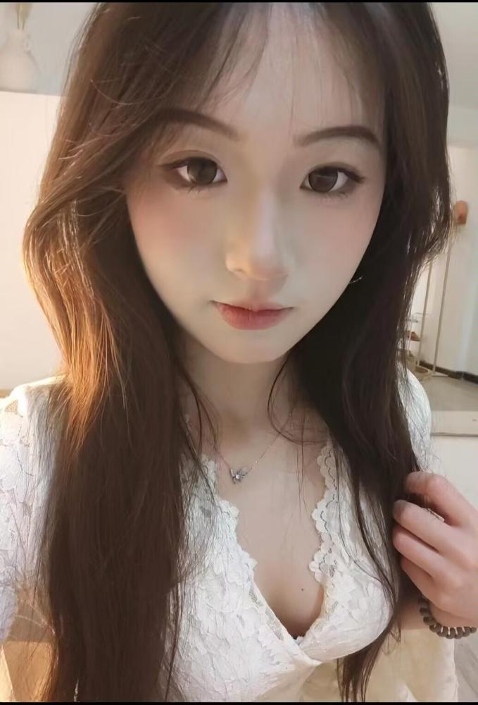 闷骚的漂亮小姐姐