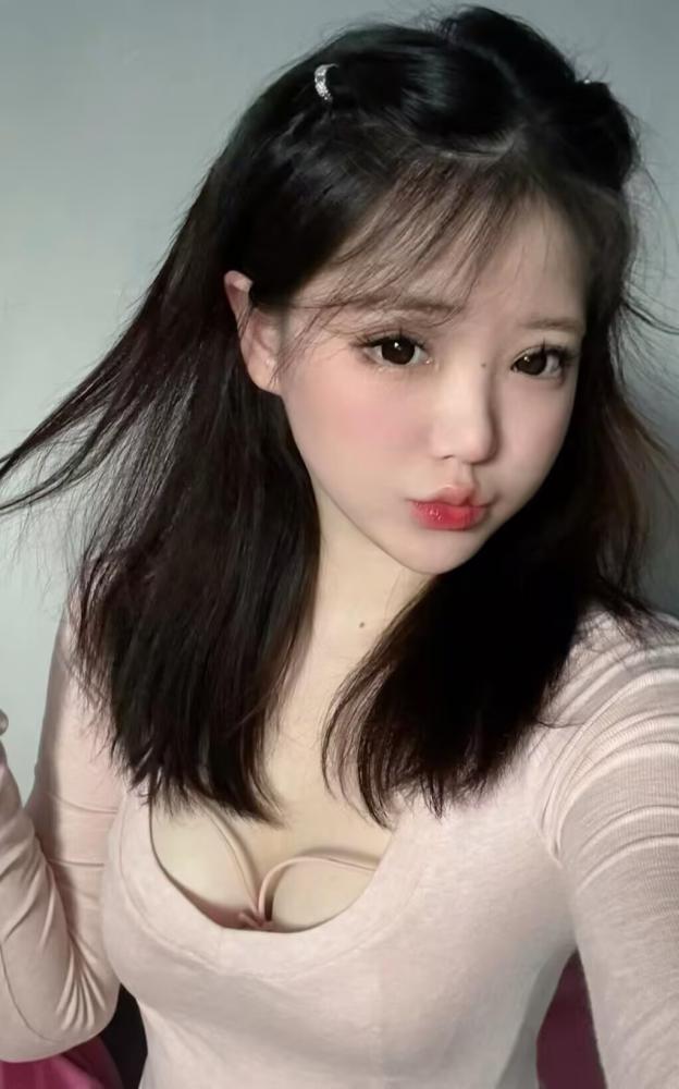 兼职老师皮肤白性感长腿刚刚下海