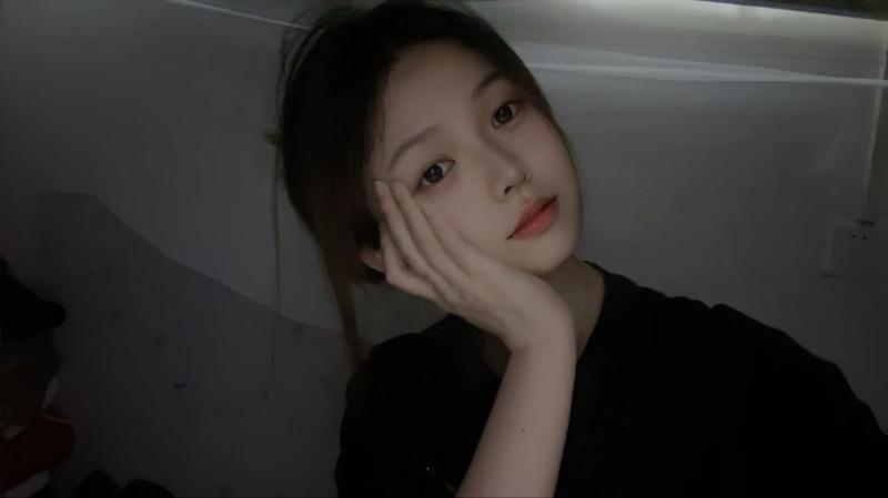 网红款宝藏女孩
