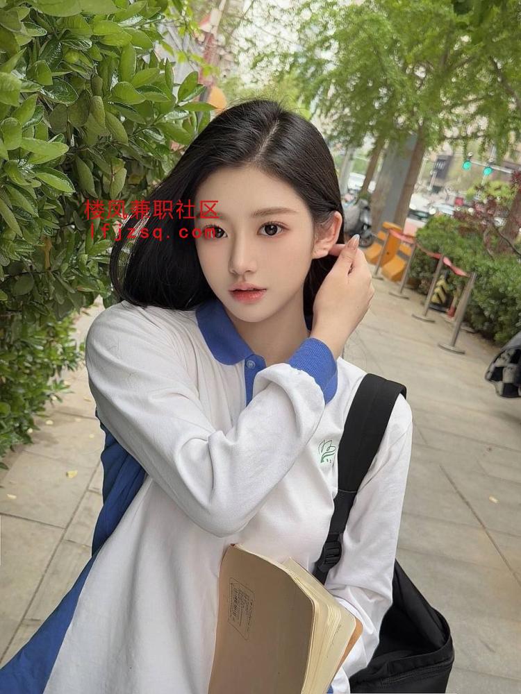 🌹【站长推荐🌹人到房间🌹做完满意付款】🌹同城高端少妇学生妹可无套內射