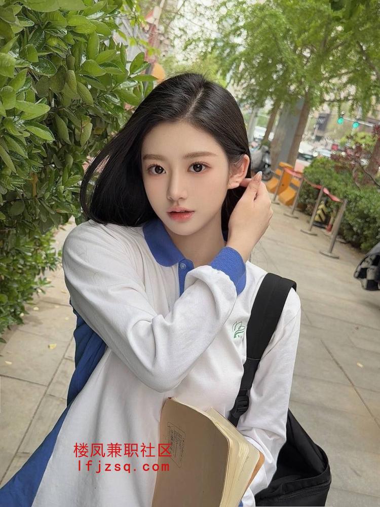 🌹【站长推荐🌹人到房间🌹做完满意付款】🌹同城高端少妇学生妹可无套內射