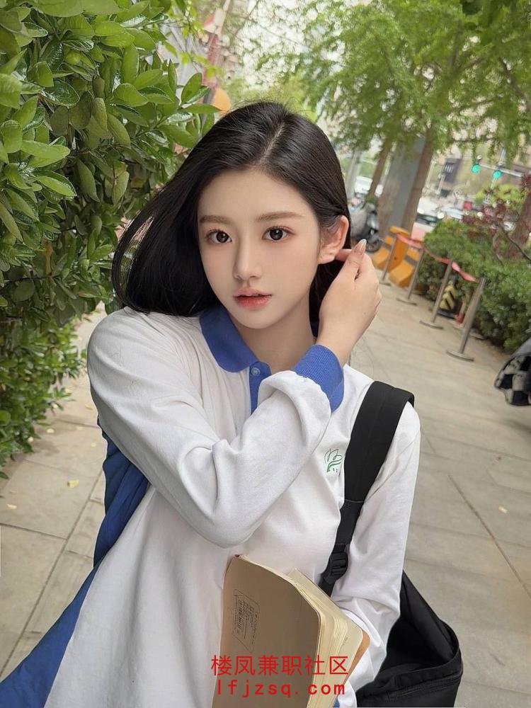 🌹【站长推荐🌹人到房间🌹做完满意付款】🌹同城高端少妇学生妹可无套內射