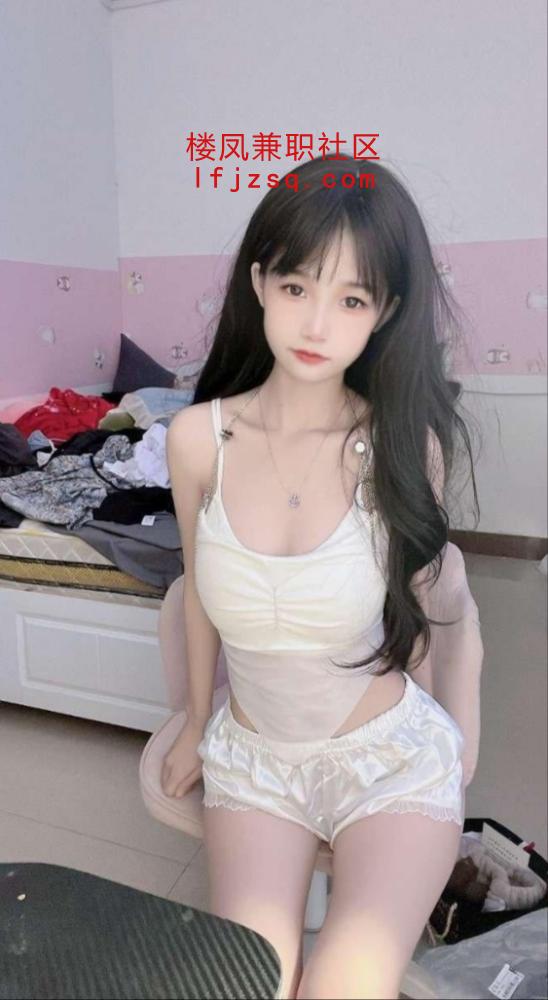 巨乳萝莉刚下海不久好紧好粉敏感夹吸舒服