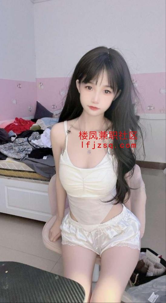 大胸萝莉好紧好粉嫩刚下海不久