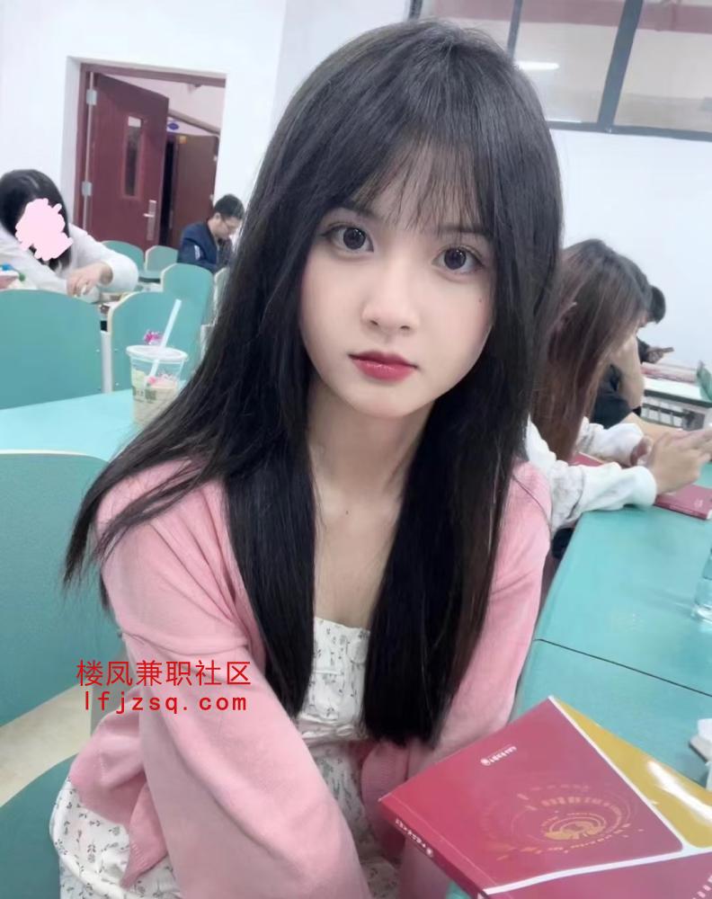 纯欲甜美气质大学生刚下海太紧太粉嫩了