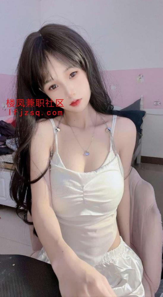 巨乳萝莉刚下海不久真的好紧好会高潮夹吸