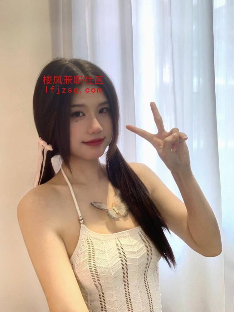年轻妹子桃桃