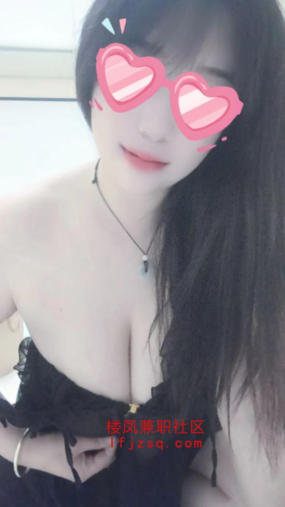 腰细丰满闷骚妹子