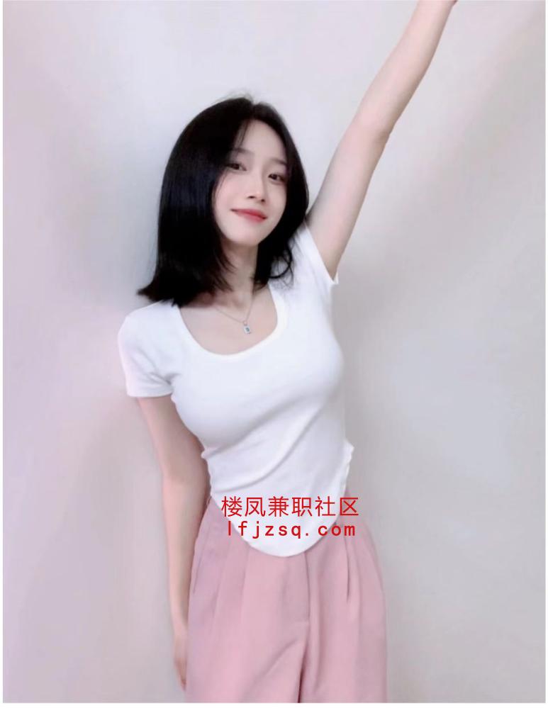 邻家大胸女孩晓娜刚下海好紧好敏感夹吸