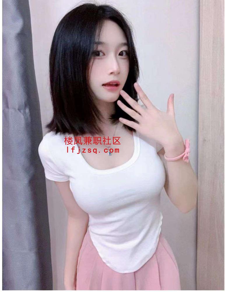 邻家大胸女孩晓娜刚下海好紧好敏感夹吸
