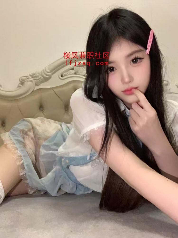 粉嫩甜美学生萝莉刚下海好紧会夹吸