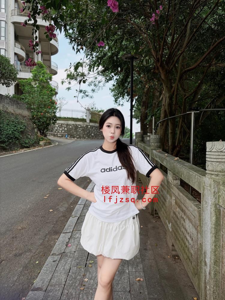 清纯高颜性感御姐