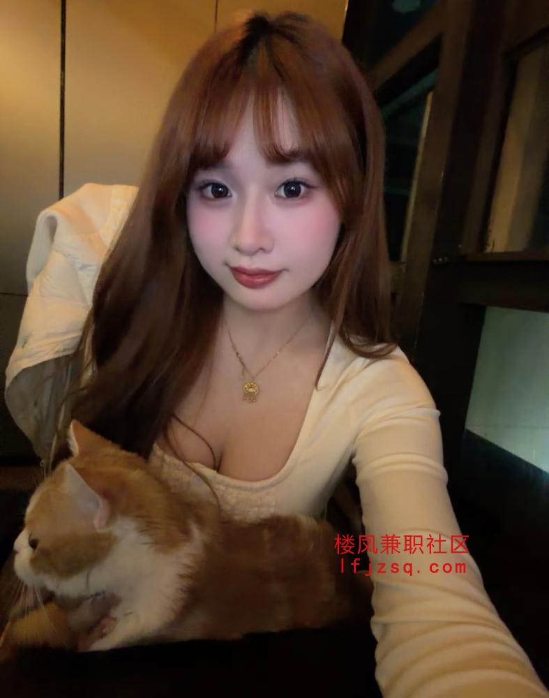 学生妹妹翘臀，粉奶子，紧逼很耐操
