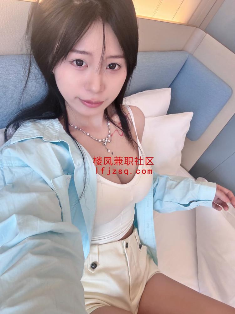 身材嫩妹姿势任换换口活天花板