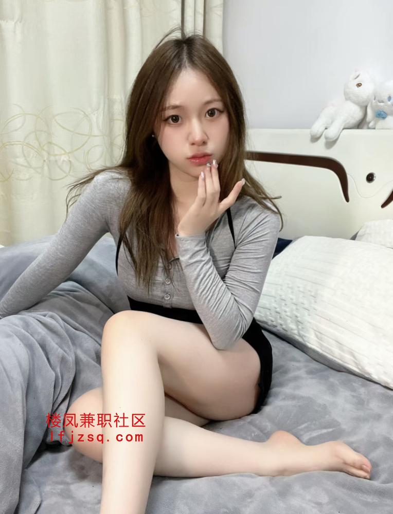 饱满美乳入勾耐操，紧致多汁