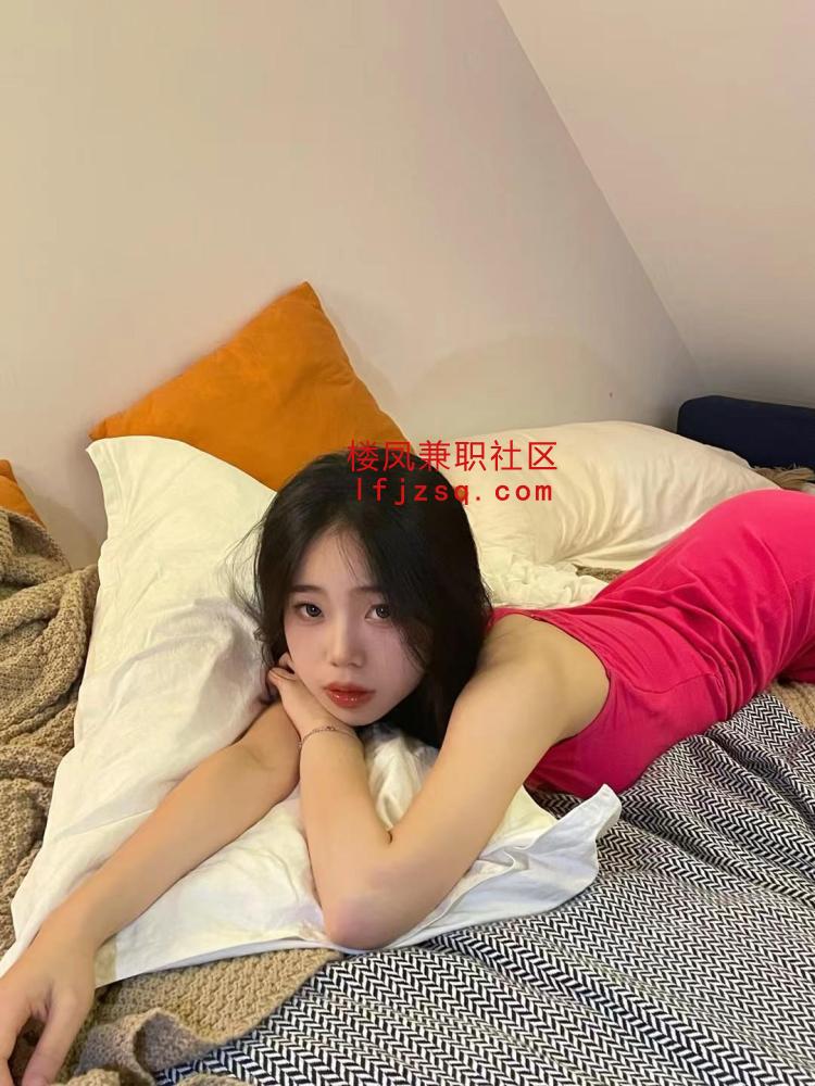 高挑软糯甜妹