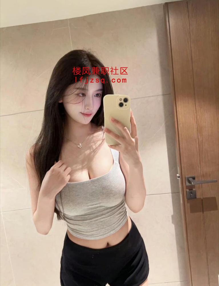 清纯高颜值小姐姐