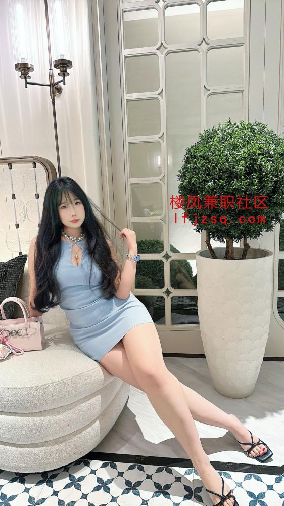 逼紧姿势多样风骚完