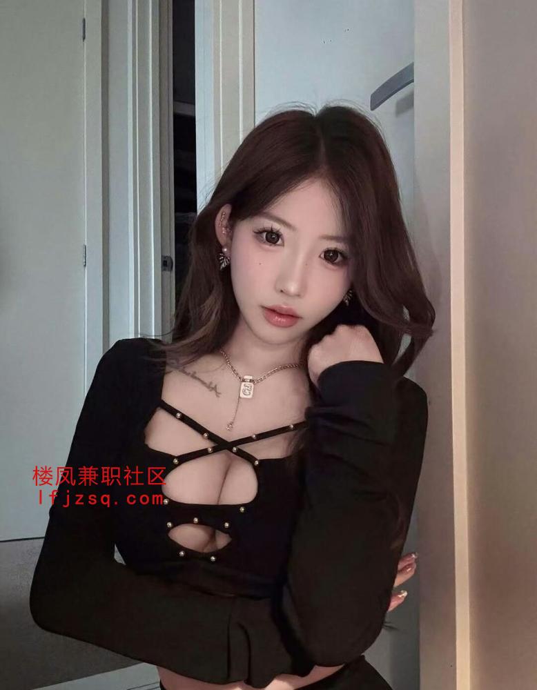 情趣内衣，丁字裤，非常的诱人
