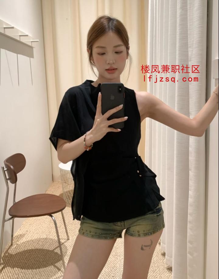 灵活的小舌头，性感文雅淑女，气质很骚