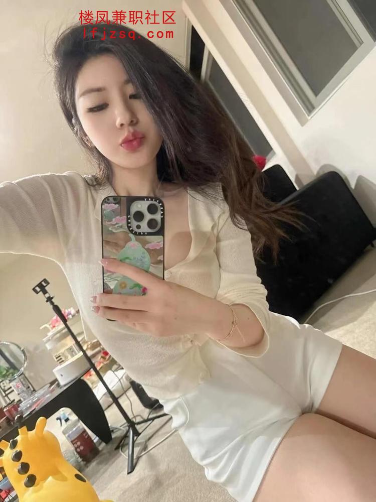 兼职下海身材妩媚性感可后入