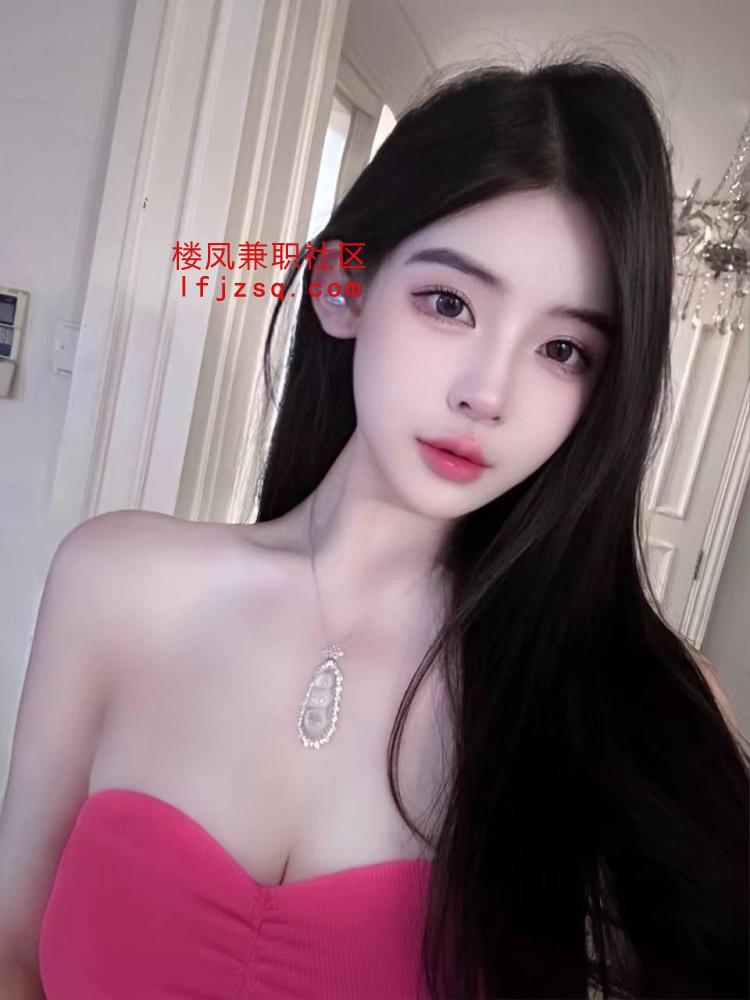 皮肤白嫩邻家女友老师