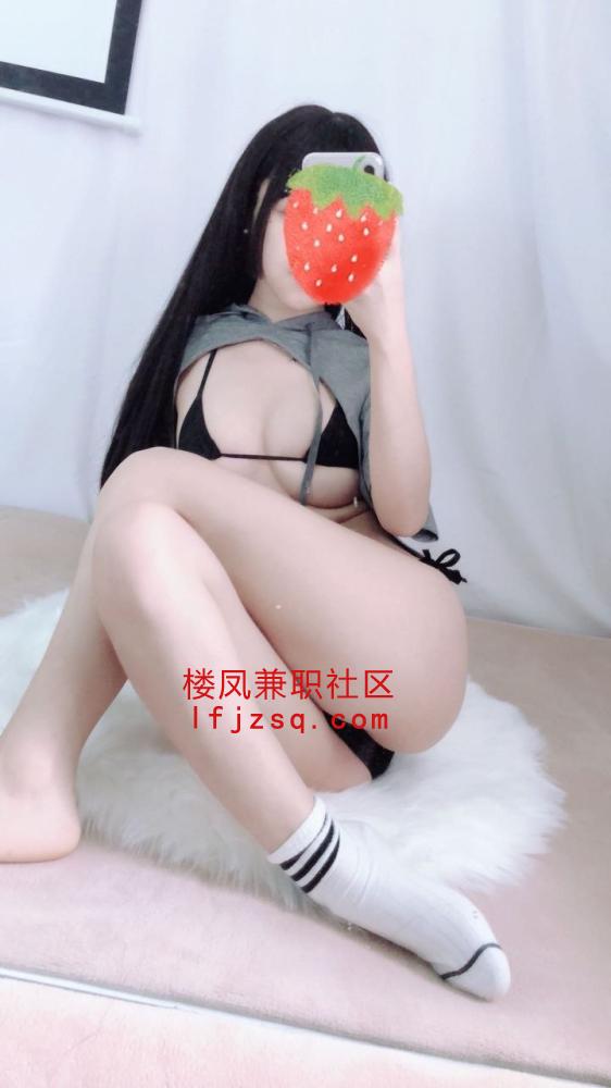 大连20岁小嫩妹身材超棒可调教