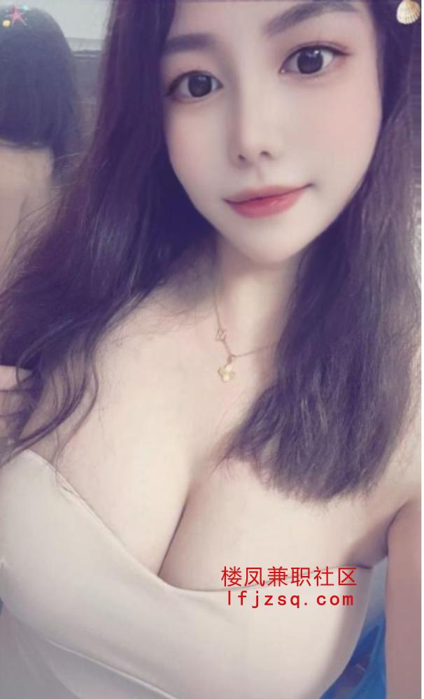 粉嫩萌妹护士水多敏感易高潮