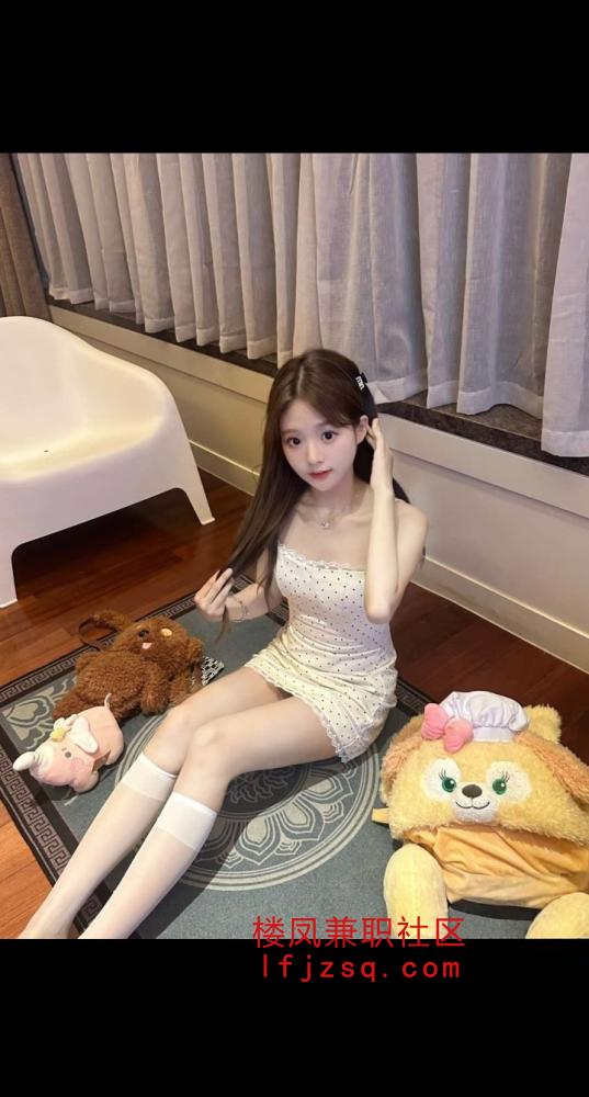 气质风韵活好白虎辣妹