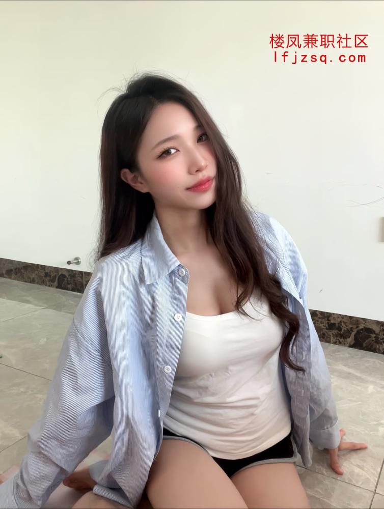 绝美身材尤物让人激情四射小母狗