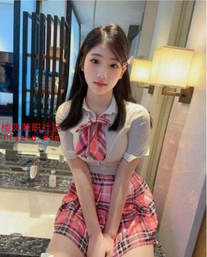 性感小萌妹，童颜巨乳