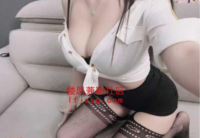 童颜巨乳小甜妹