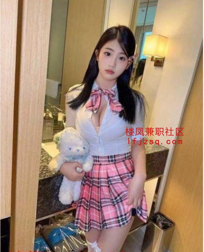 娇躯灵动十分诱人妹子