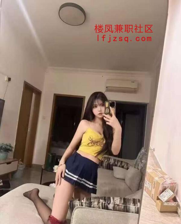 丰满肤白大波美媚