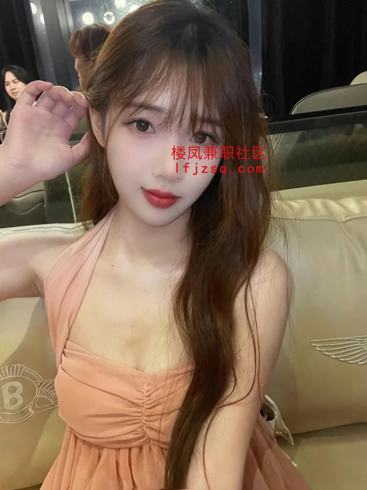 刚下海兼职不久的粉鲍