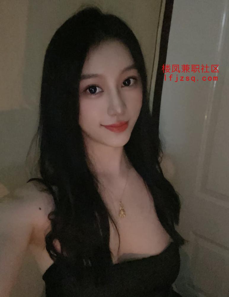 兼职小迷妹清甜型肤白貌美