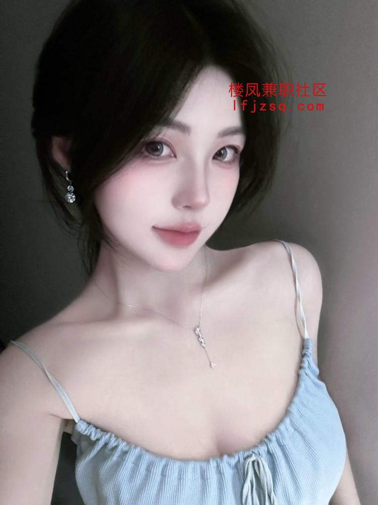 高颜值小姐姐