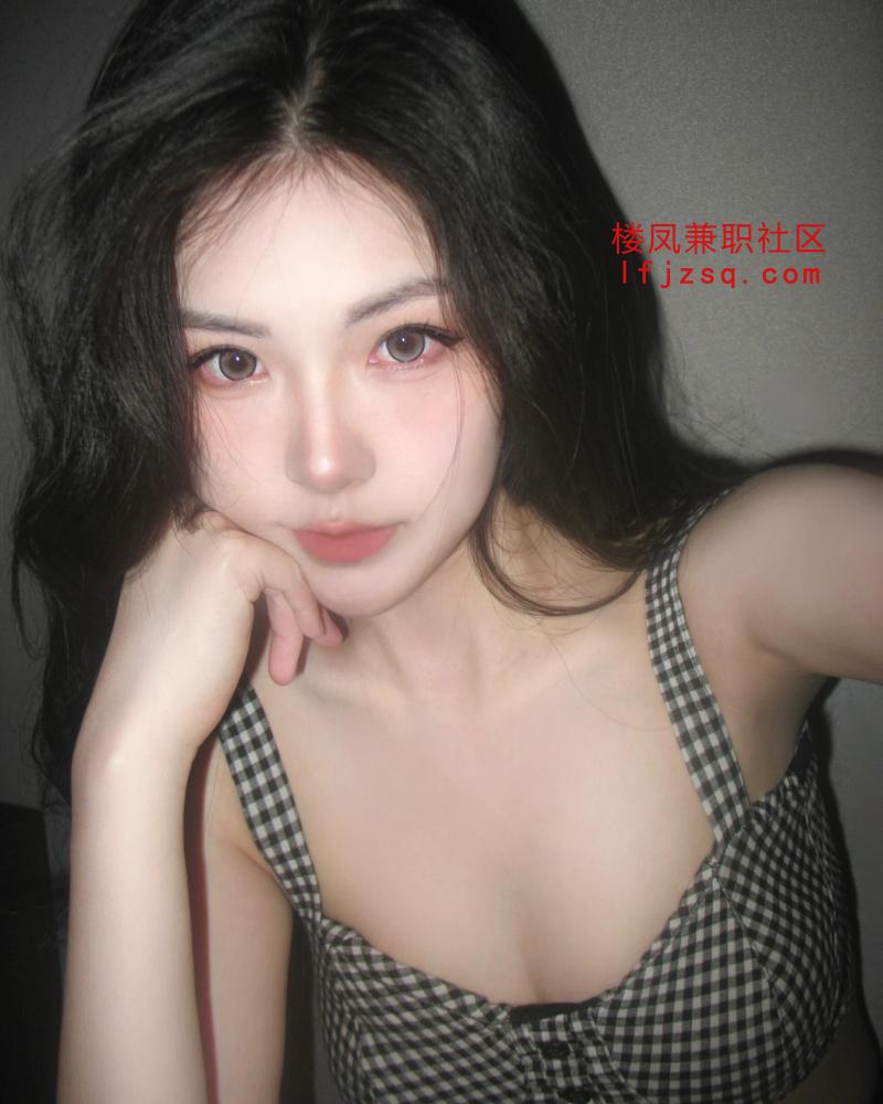 高颜值小姐姐