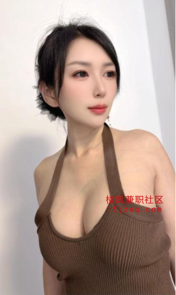 极品高颜值多汁白虎小骚货