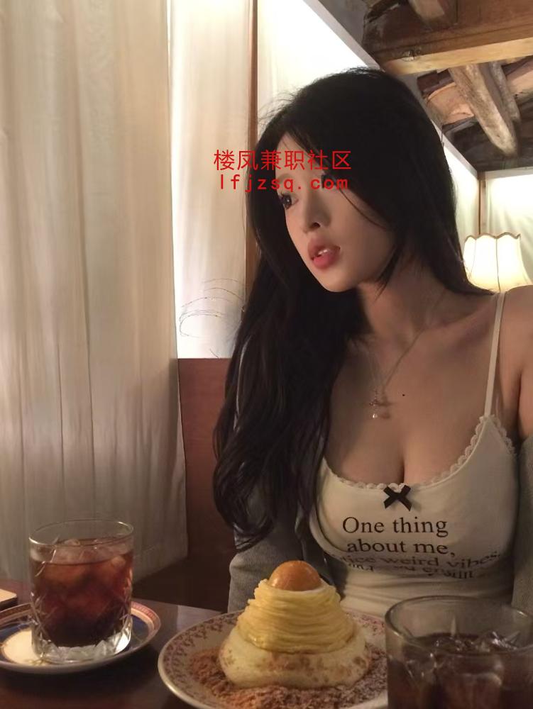 性瘾小湿妹胯下渴望大屌
