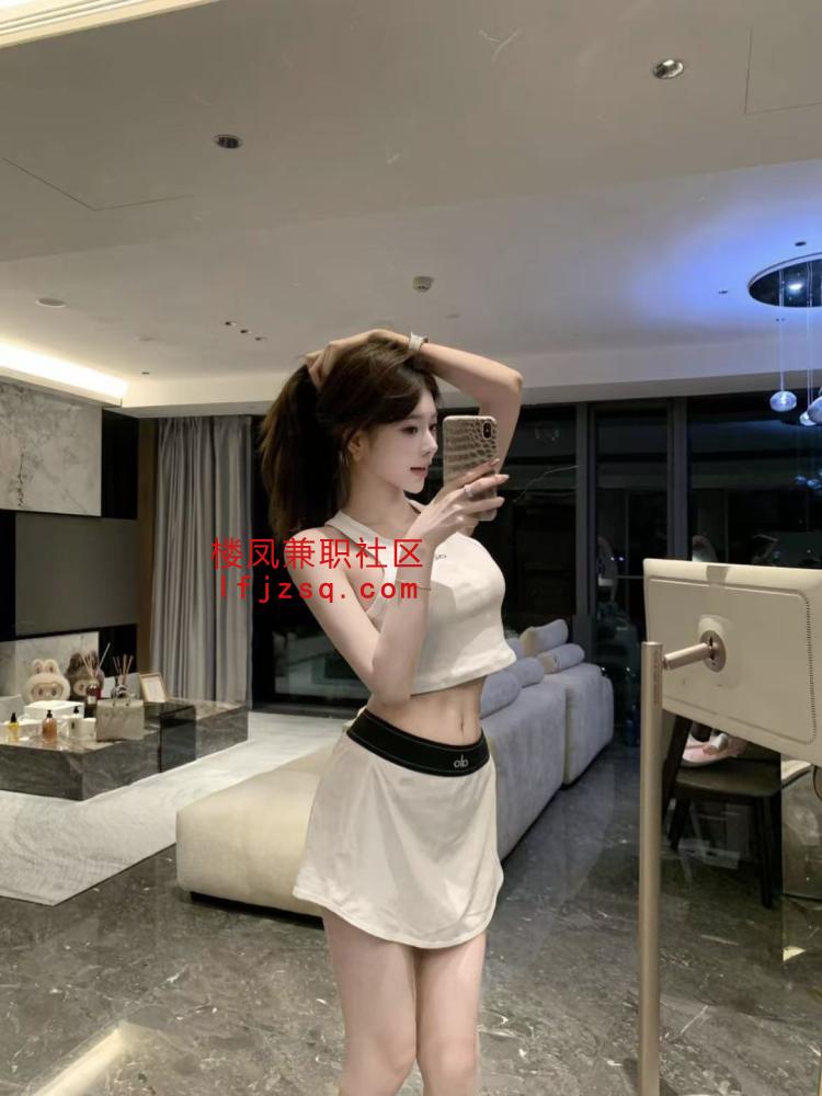 约啪性感包臀少女骑乘猛操到腿软